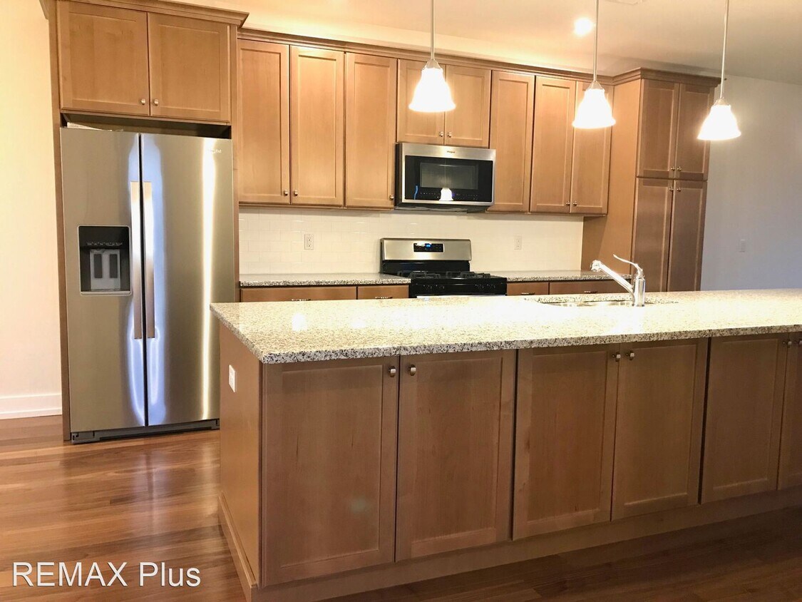 1016 Lakeview Ct, King of Prussia, PA 19406 House Rental in King of