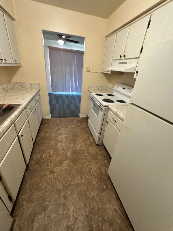 Building Photo - 3014 Martin St