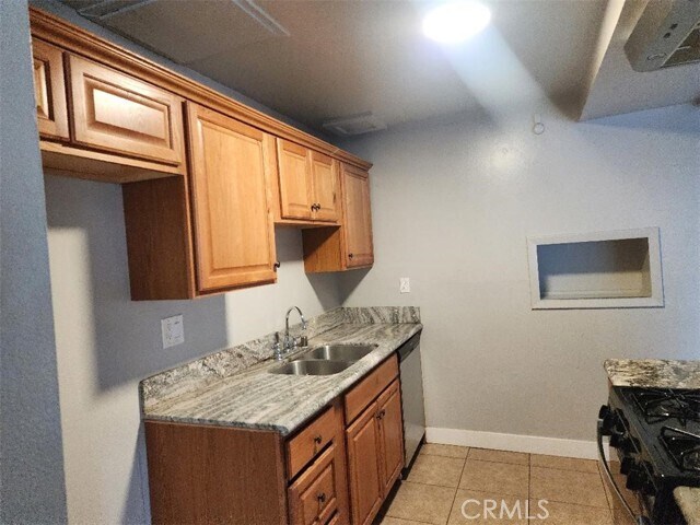 Foto del edificio - 4877 Jackson St