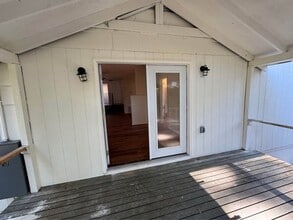 Building Photo - 14 Dellwood Dr