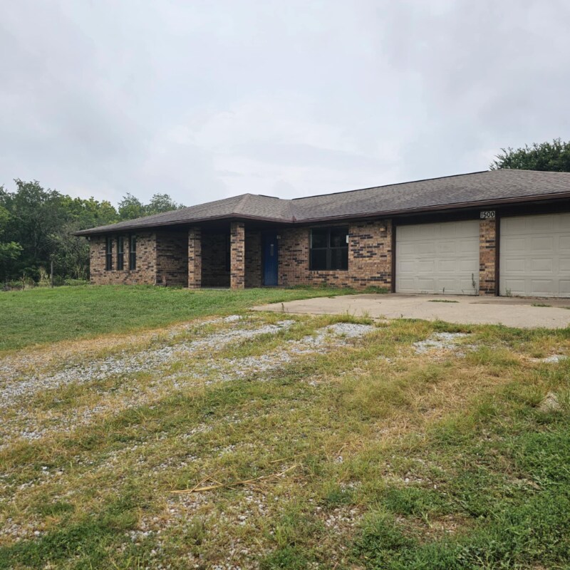 Foto principal - 1500 E 3rd St