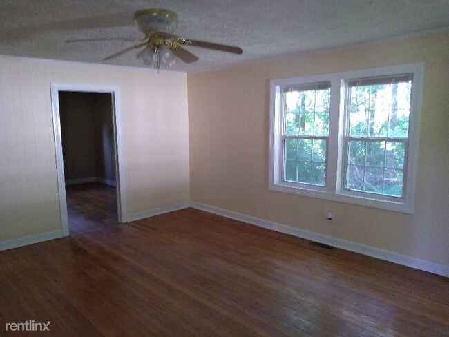 Foto del edificio - 3 br, 1 bath House - 1412 Walt Arney Rd
