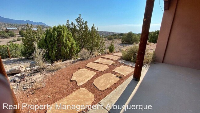 Foto del edificio - 3 br, 2 bath House - 145 Windmill Trail North
