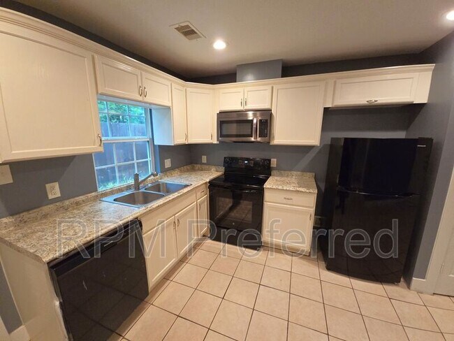 Building Photo - 11435 Raincove Dr