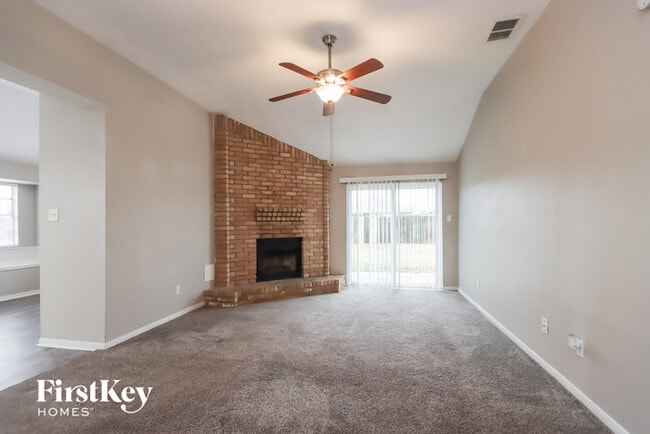 Building Photo - 22718 Pebworth Pl