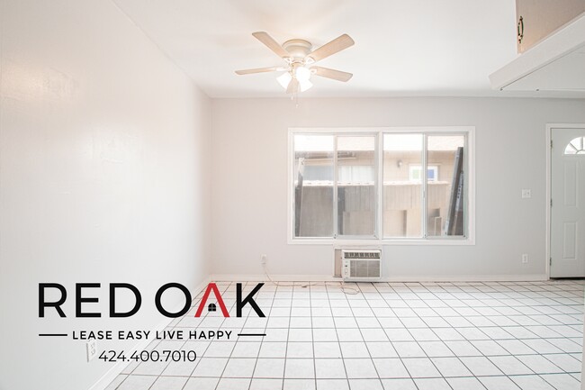 Foto del edificio - 8901 Orion Ave