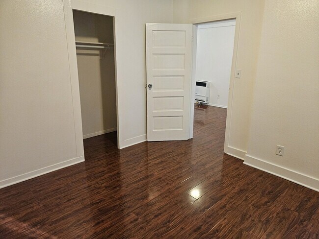 Foto del edificio - 1347 Pleasant Ave