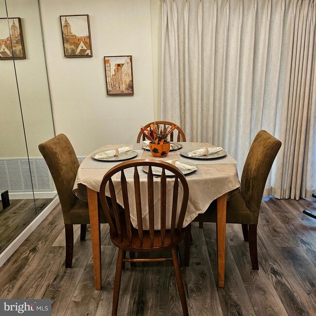 Foto del edificio - 304 Forbes St