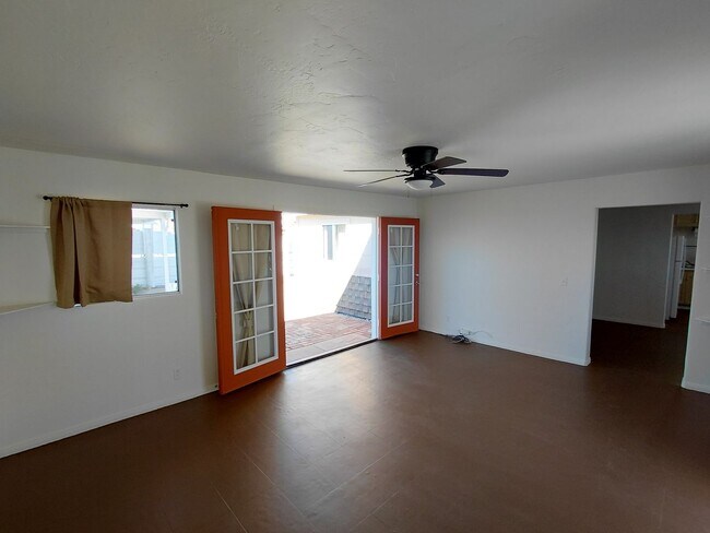 Foto del edificio - Cozy 2 Bed / 1 Bath Home with Open Space & Privacy – Ocotillo, CA