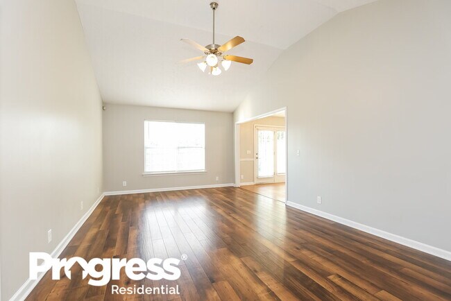 Foto del edificio - 8864 Cressent Glen Ct