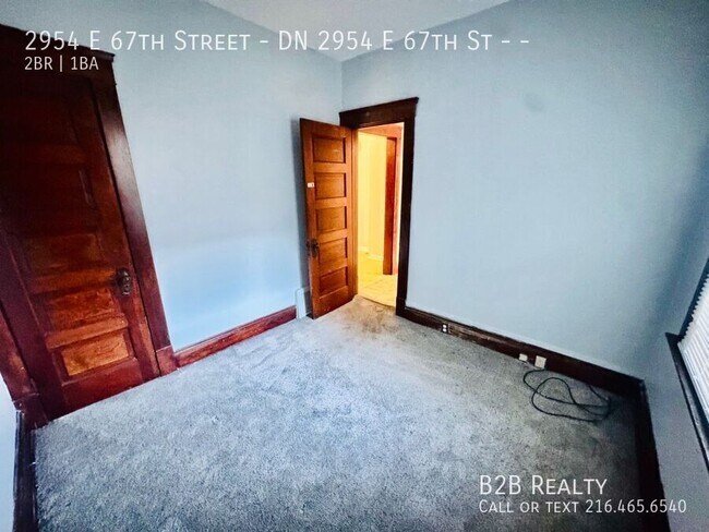 Building Photo - 2954 E 67th St