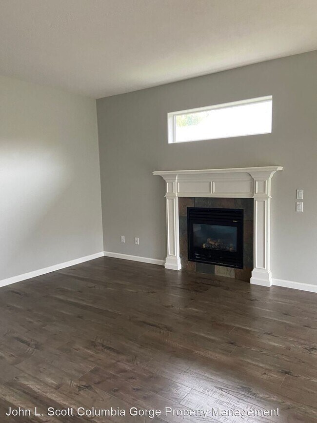 Building Photo - 3 br, 2 bath House - 703 Heights Ave