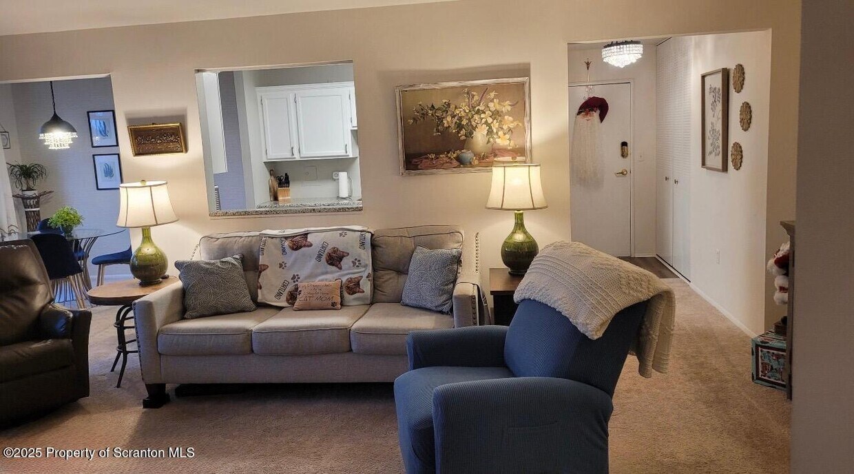 Foto principal - 1506 Summit Pointe
