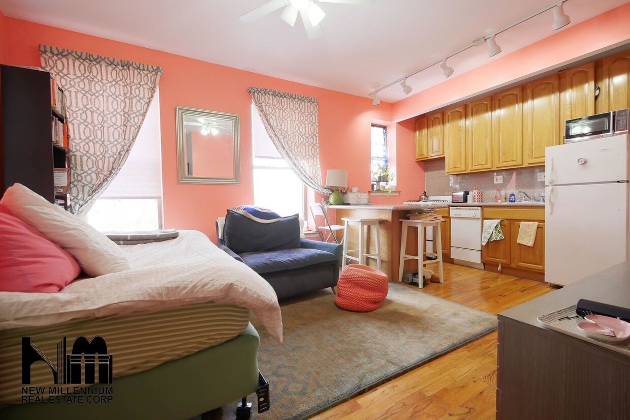 Primary Photo - 559 20th Street