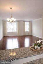 Building Photo - 23109 Dunlop Heights Terrace