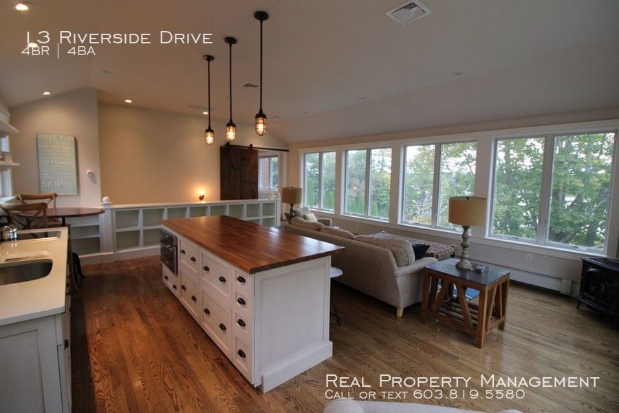 Primary Photo - 13 Riverside Dr