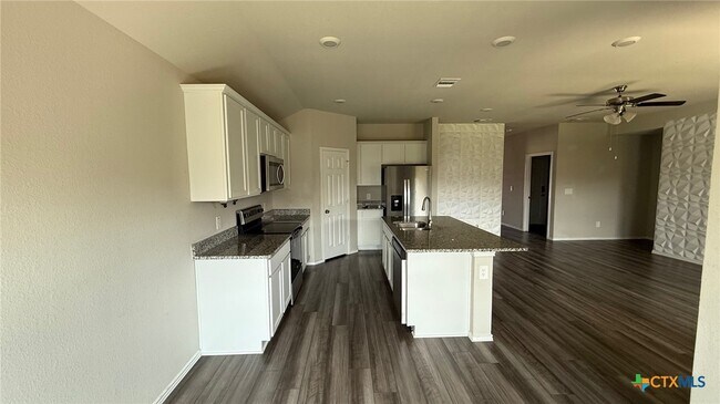 Building Photo - 2333 Merganser Dr