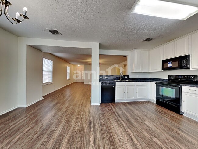 Foto del edificio - 13857 Sonterra Ranch Rd