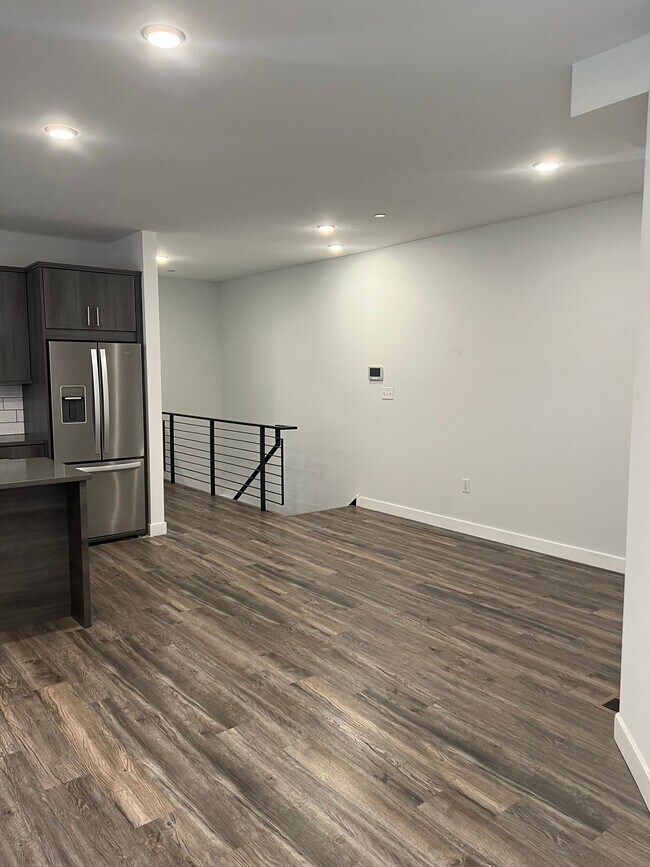 Foto del edificio - 1265 N Newkirk St