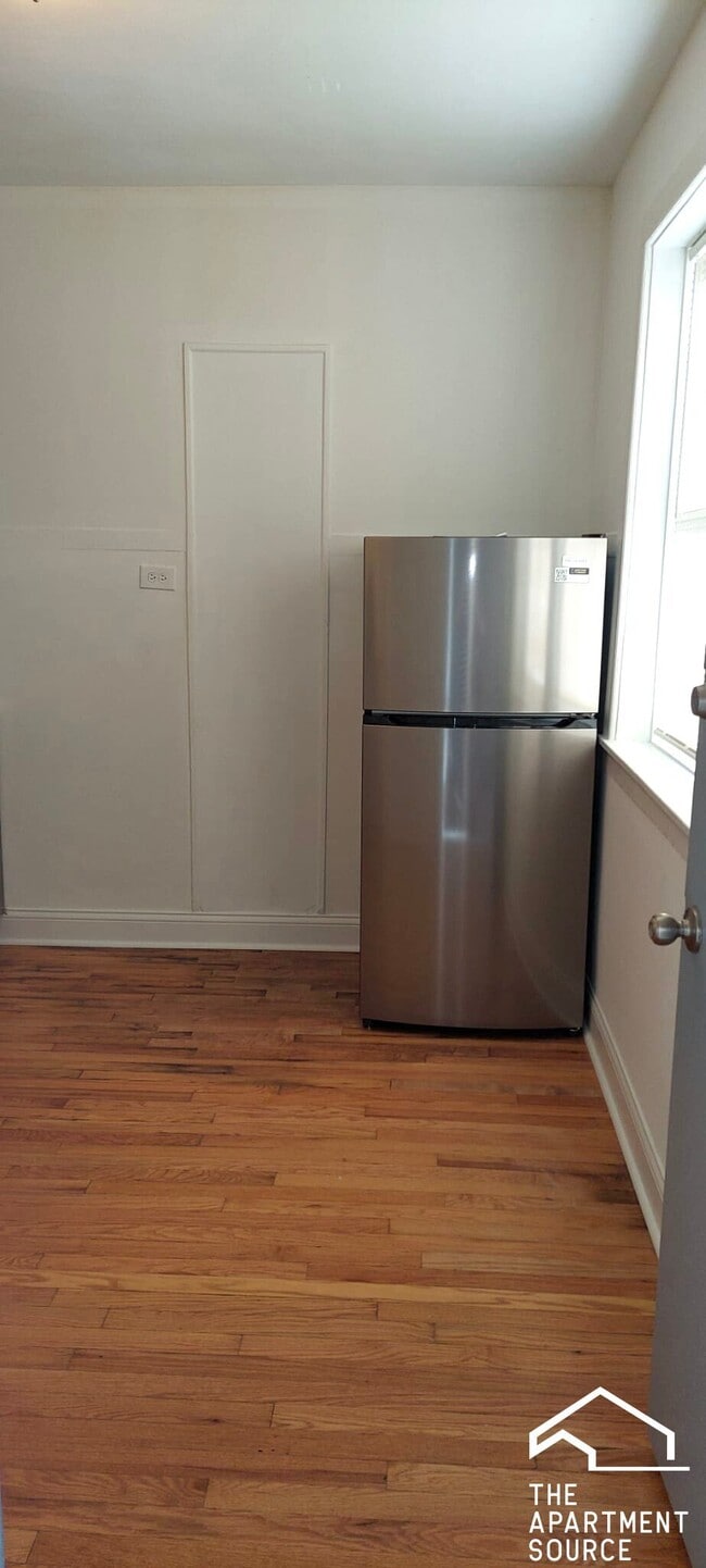Photo - 1107 N Avers Ave (Chicago, IL) Apartment
