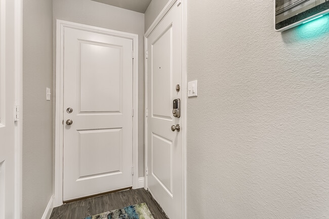 Photo - 4021 Sheraton Rd (Denton, TX) House