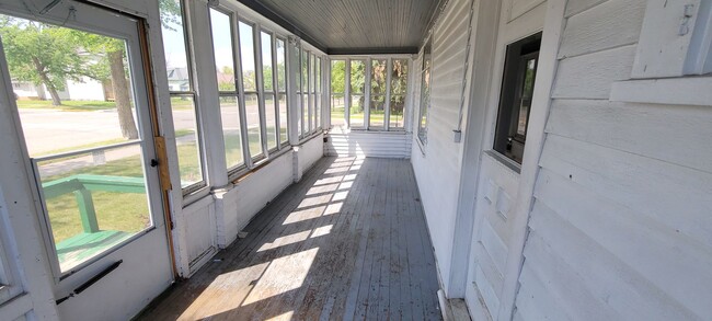 Building Photo - 820 Beltrami Ave NW