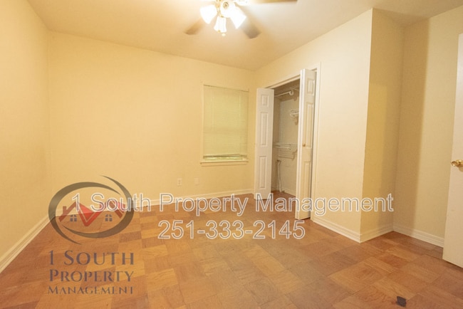 Foto del edificio - 5520 Vienna Ave