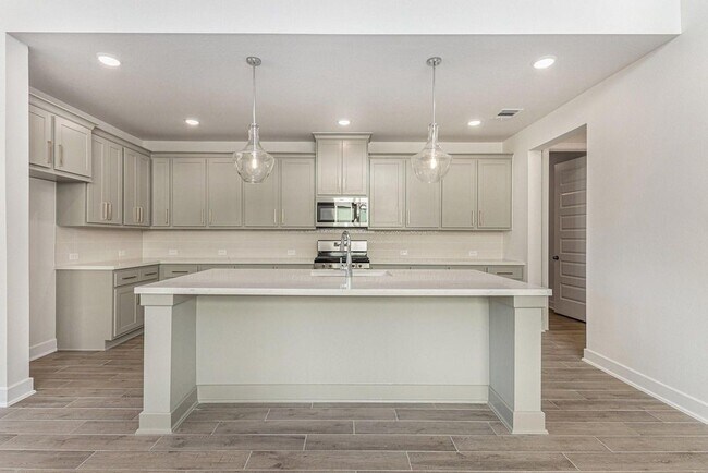 Building Photo - 30939 Radke Ests Dr