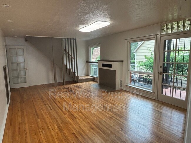 Foto del edificio - 364 W Selmar Ct