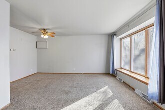 Building Photo - 846 Greenwood Ct