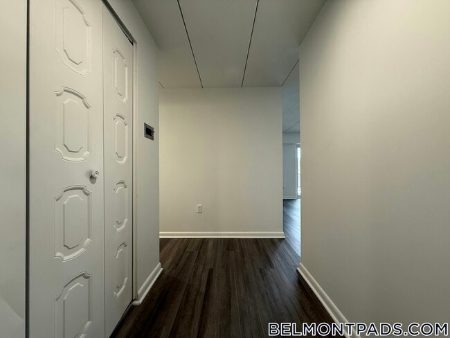 Foto del edificio - 55 Hill Rd