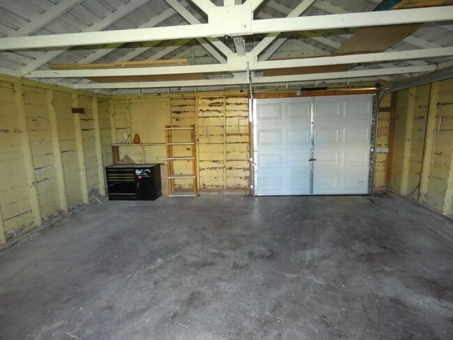 Building Photo - 1405 West 5th - **Westside Wonderful**