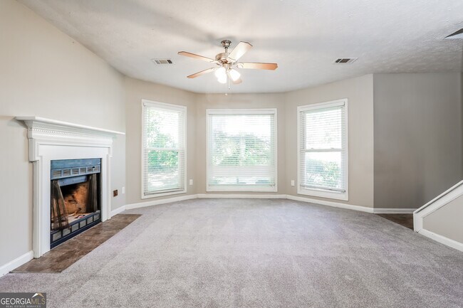 Foto del edificio - 3618 Chinaberry Ln