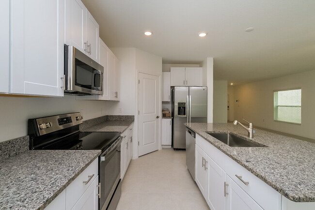 Building Photo - 7310 Spring Snowflake Ave