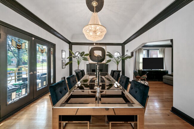 Building Photo - 7943 Delmar Blvd