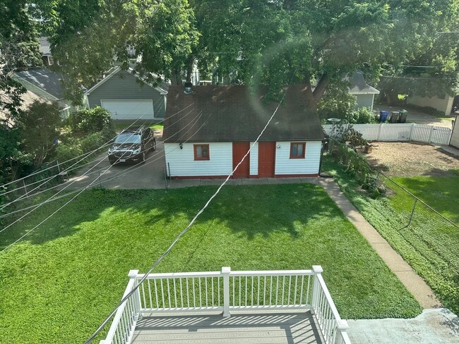 Building Photo - 2000 Carroll Ave