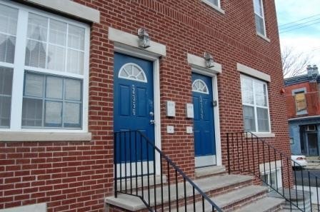 Building Photo - 2358 N Park Ave