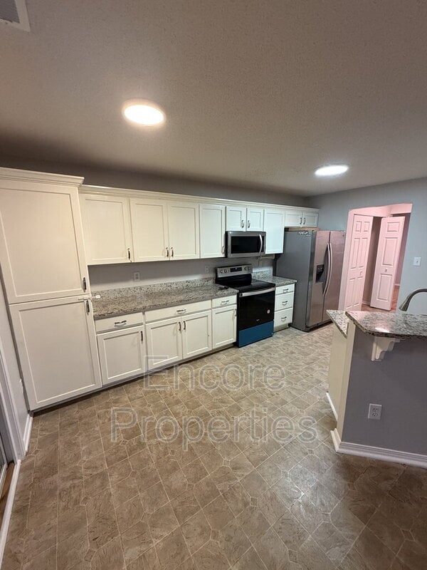 Foto del edificio - 6225 Saybrooke Dr