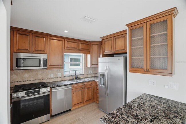 Building Photo - 4436 Floramar Terrace