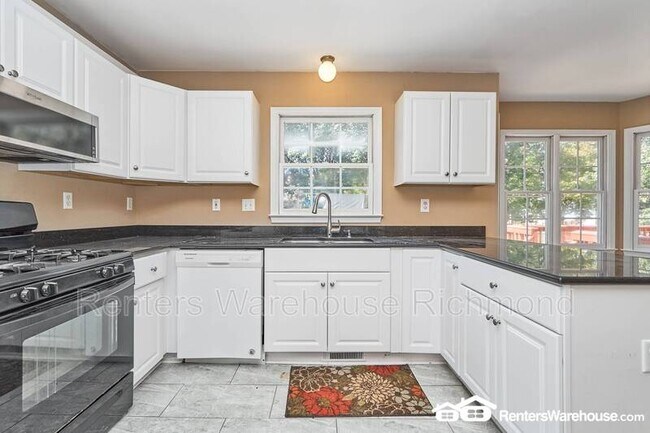 Building Photo - 5325 Linsey Lakes Dr