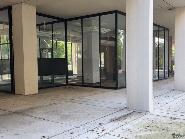 Foto del edificio - 1450 E 55th Pl