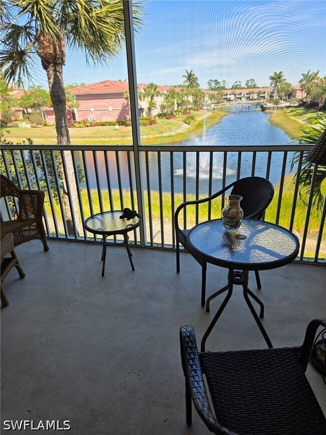 Building Photo - 20221 Estero Gardens Cir