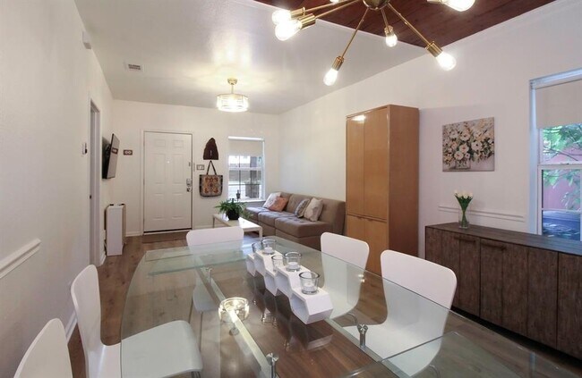 Foto del edificio - 5411 Hudson St