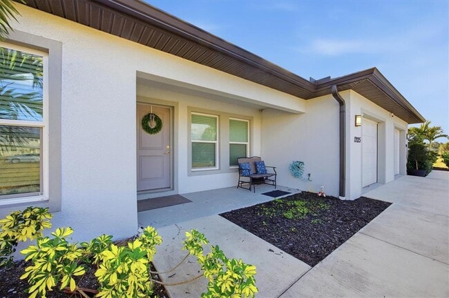 Building Photo - 12025 Saragossa Ln