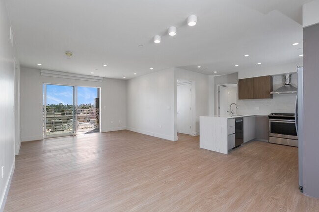 3HAB, 3BA-1775 ft² - Reve