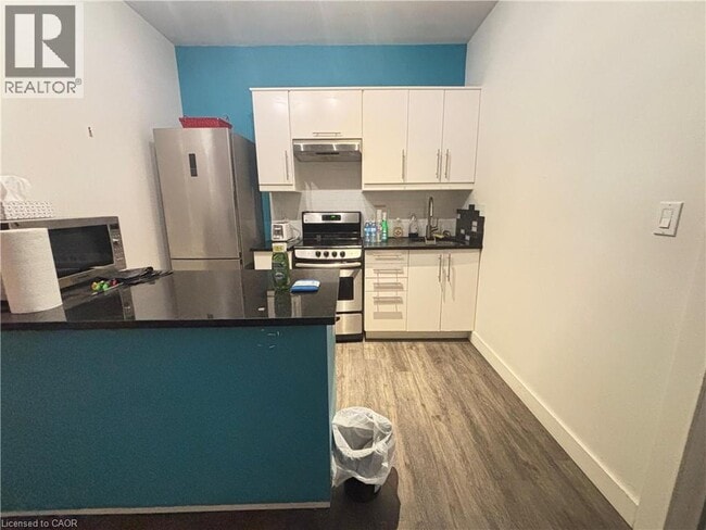 Building Photo - 25 Main St