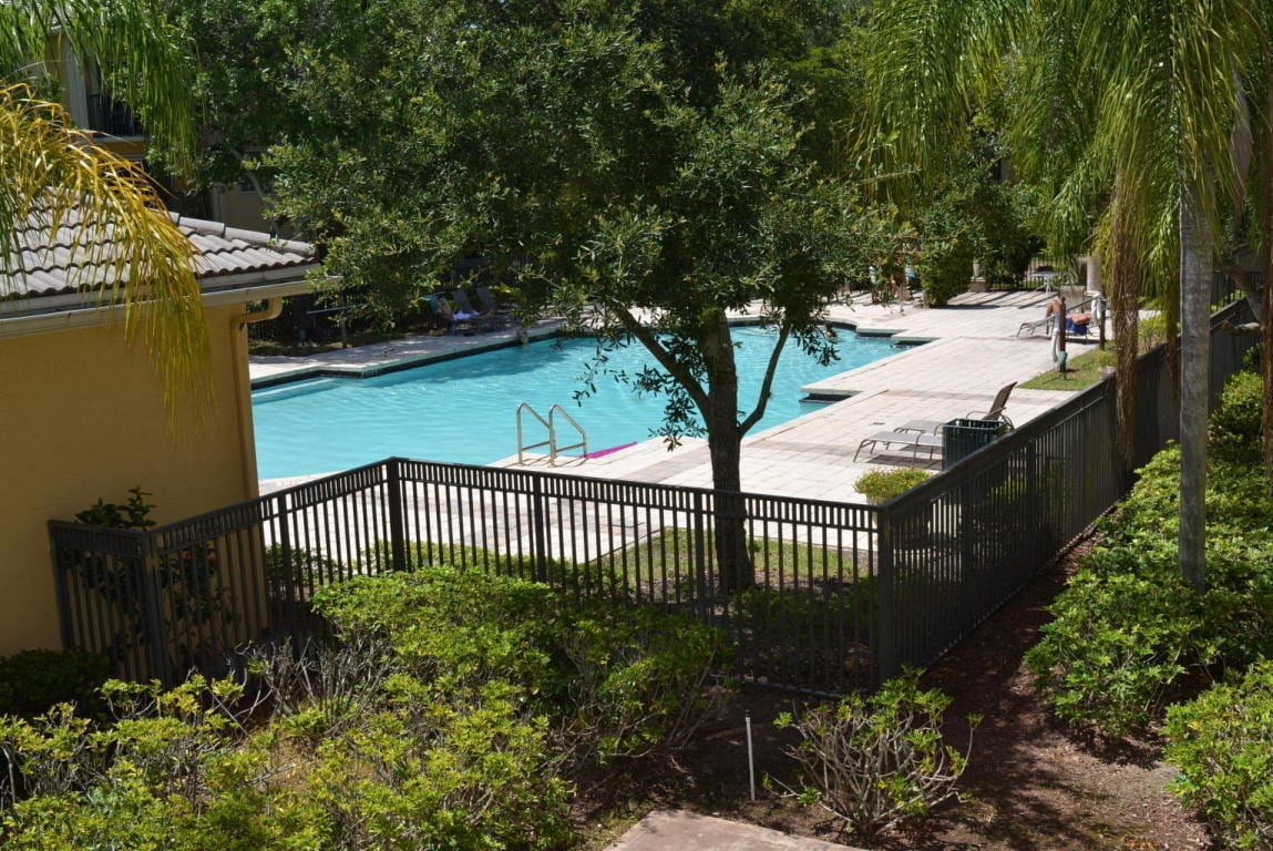 200 Crestwood Ct N Unit 211, Royal Palm Beach, FL 33411 Condo for