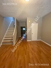 Building Photo - 2704 Presbury St