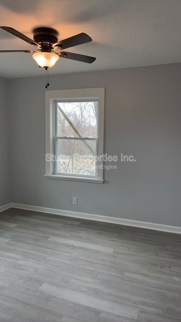 Foto del edificio - 2410 Veterans Dr