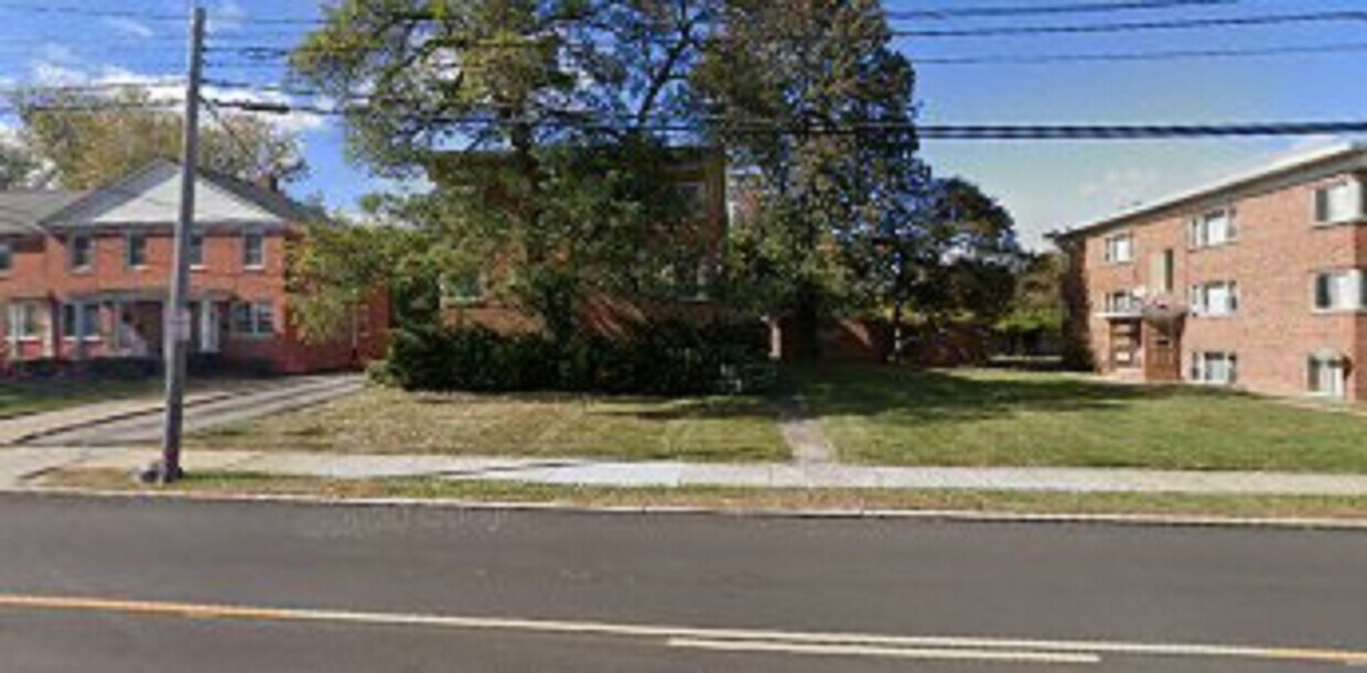 2720 Wooster Rd Unit 2, Rocky River, OH 44116 Apartments in Rocky